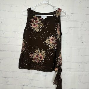 Loft medium‎ top